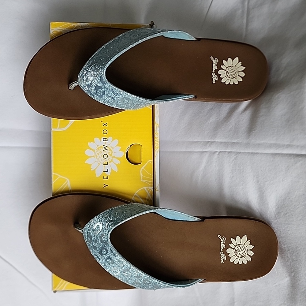 Yellowbox size 10 blue sandals